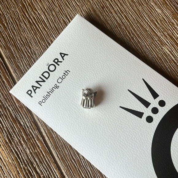 Pandora Angel of Hope Charm (Retired) - Picture 2 of 3